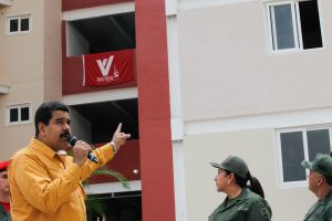Presidente Nicolás Maduro entregó viviendas en Caricuao