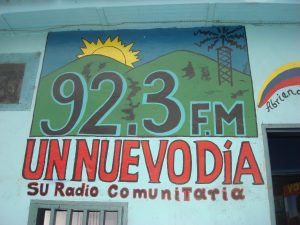 Radio comunitaria Un Nuevo Día al aire con su variada programación