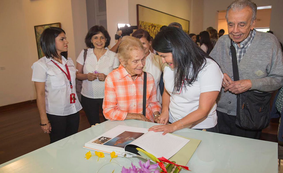 Pdvsa La Estancia presentó el libro “Arte Venezolano del Siglo XX” - MinCI (Comunicado de prensa)
